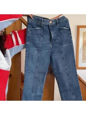 Express high rise straight jeans Size 8